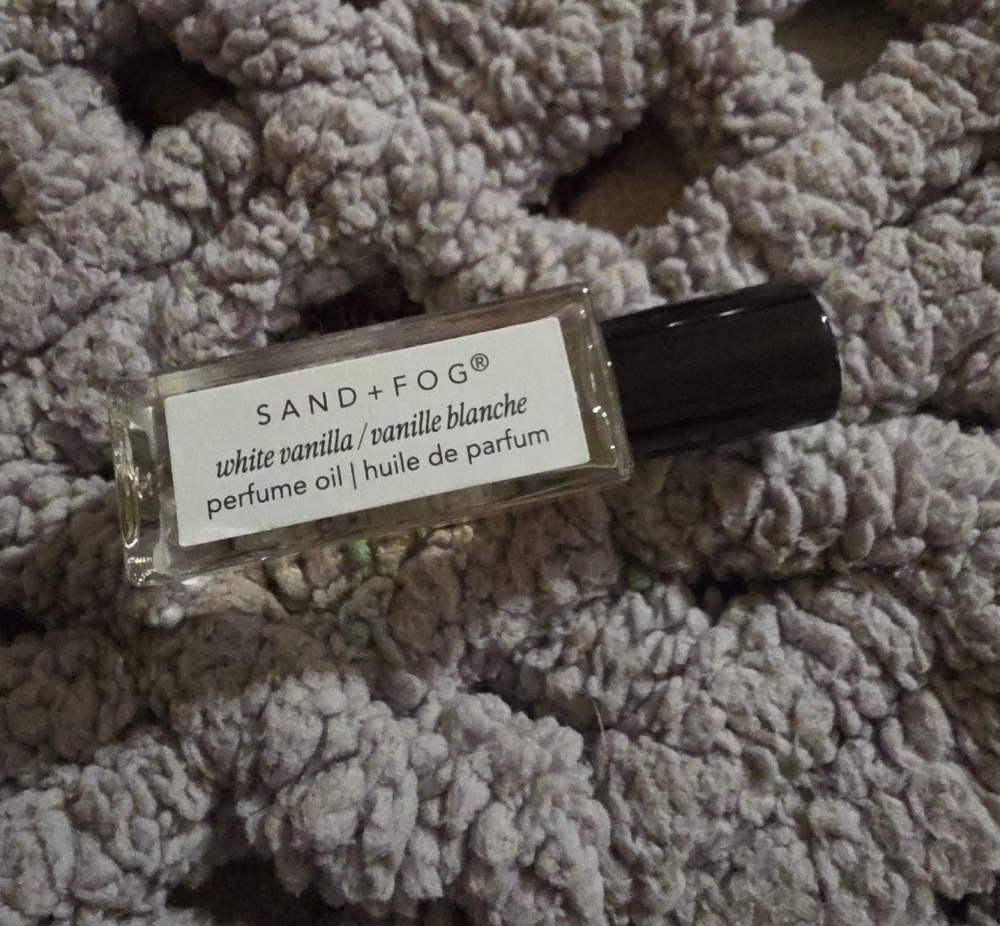 SAND + FOG White Vanilla Perfume Oil Roller
